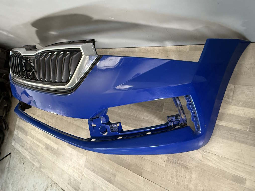 ŠKODA SCALA - 657 - 2019-2023 - nárazník + maska - LV5F - 675807221 675853653A