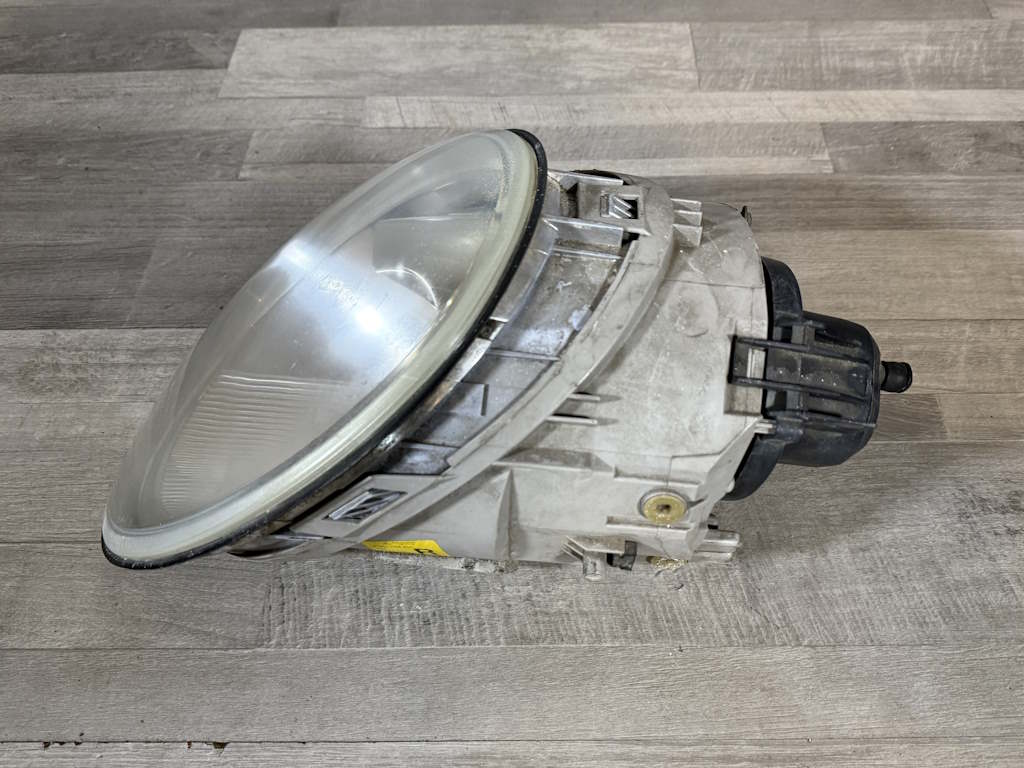 VW NEW BEETLE A5 - 5C5 - 2012-2019 - světlo PP - 1C0941006J