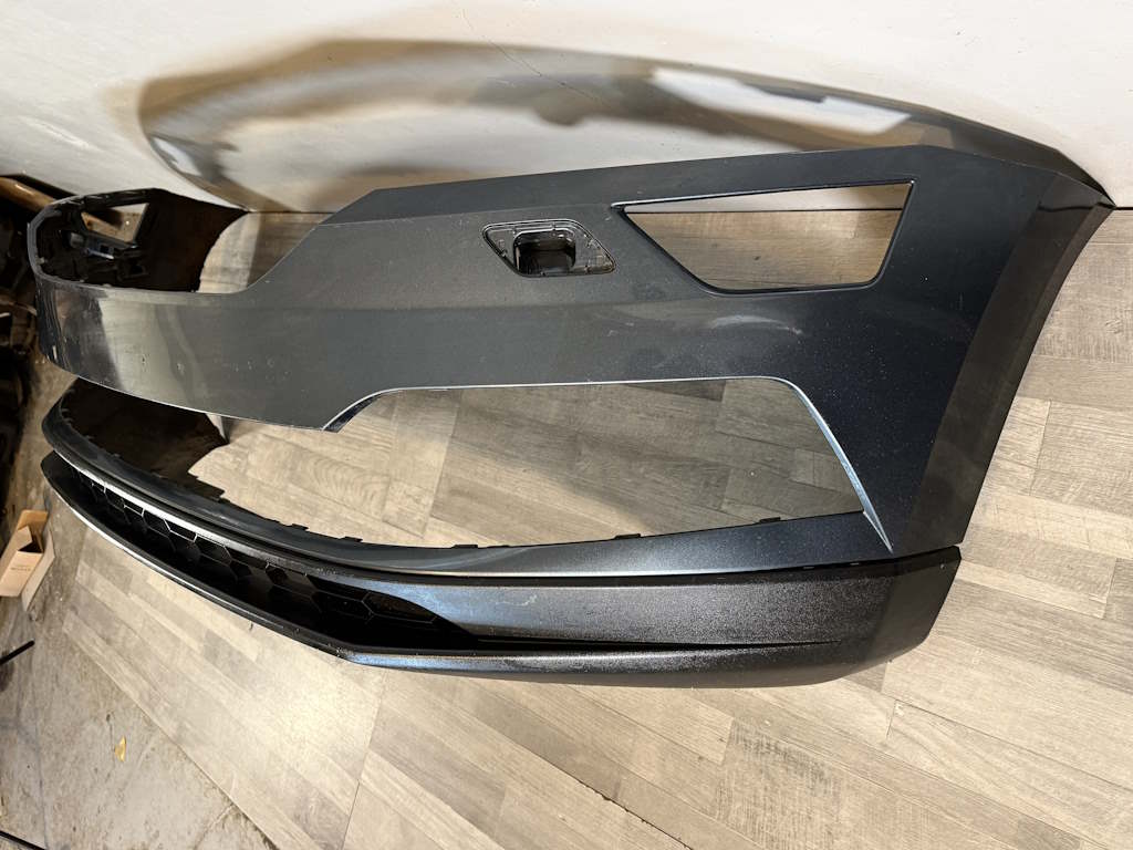 ŠKODA KAROQ - 2017-2020 - 57A - nárazník - LF7Y - 57A807221 57A807061