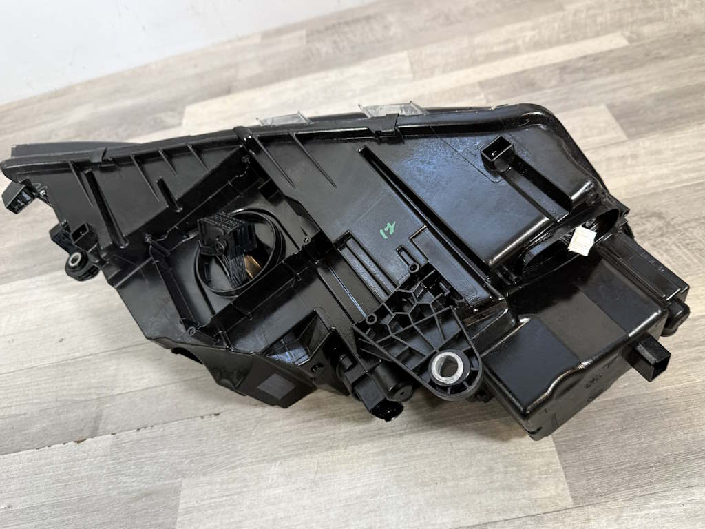 ŠKODA OCTAVIA 3 2017-2019 - FACELIFT - 5E - světlo LP LED - 5E1941015E