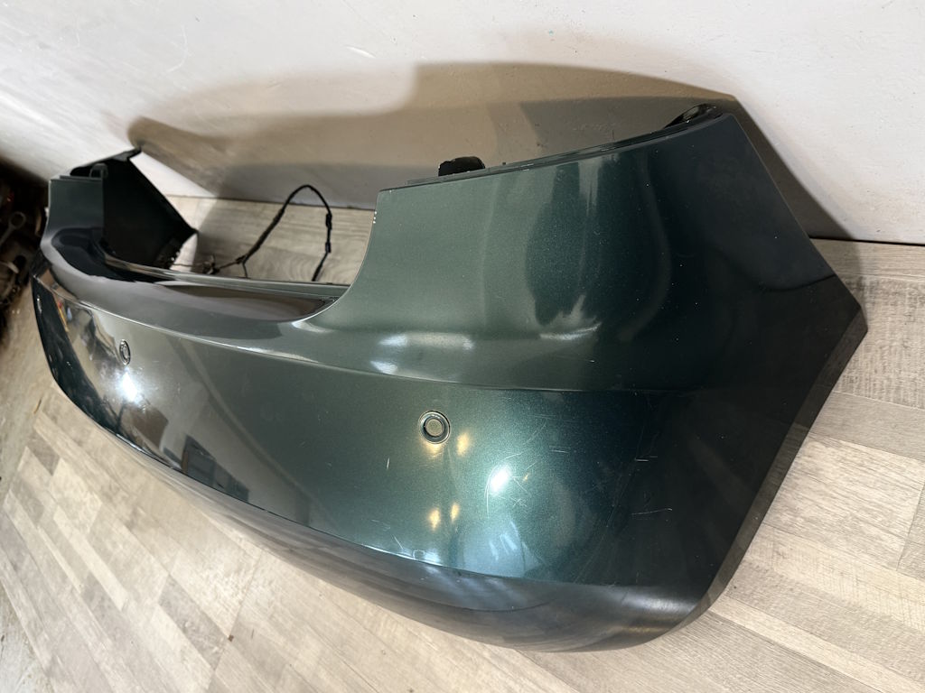 ŠKODA FABIA 2 - 5J - 2007-2014 - zadní nárazník HATCHBACK 4xPDC - 5J6807421H - LG6Y