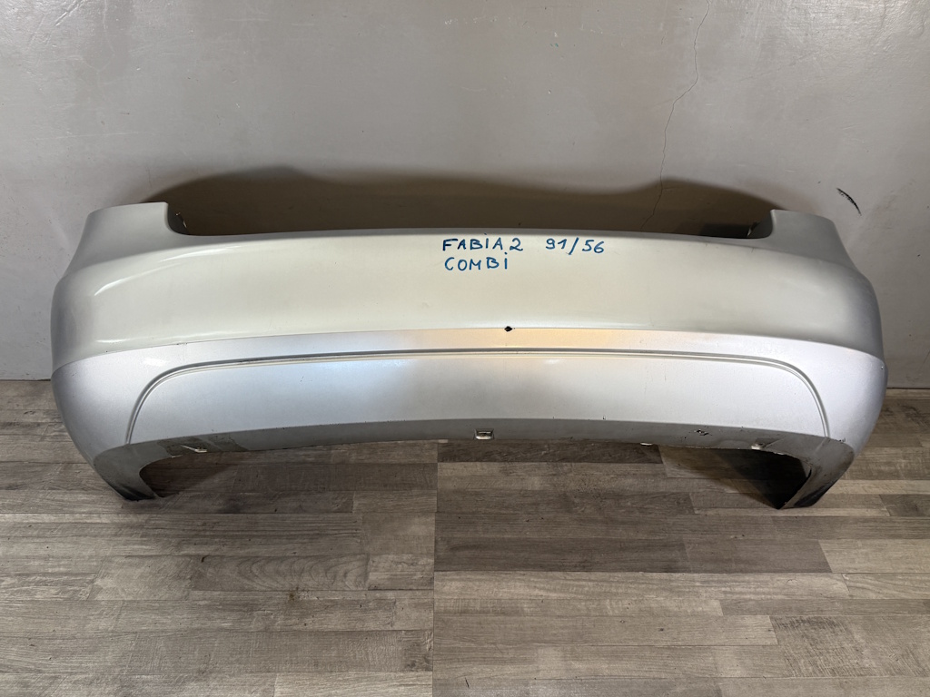 ŠKODA FABIA 2 - 5J - 2007-2014 - zadní nárazník COMBI - 9156 - 5J9807431