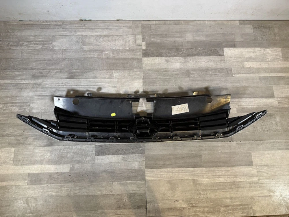 VW PASSAT B8 - 3G - 2020-2024 - FACELIFT - maska - 3G0853651DK/DF