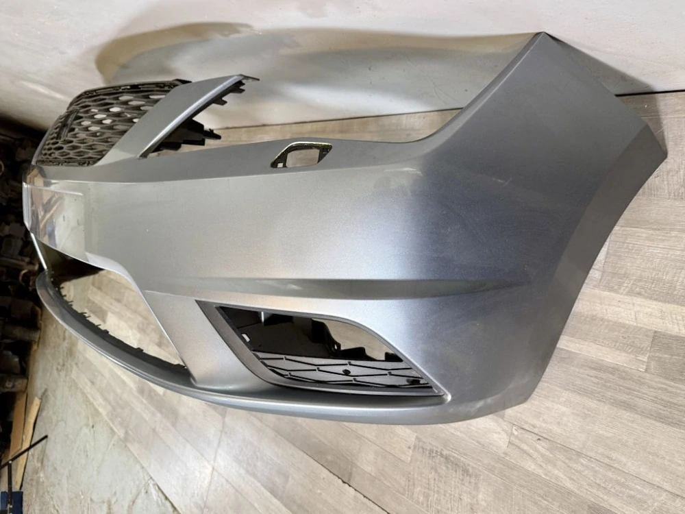 SEAT TOLEDO - 6JA - 2012-2019 - nárazník + maska bez chromu - 6JA807221 6JA853668A
