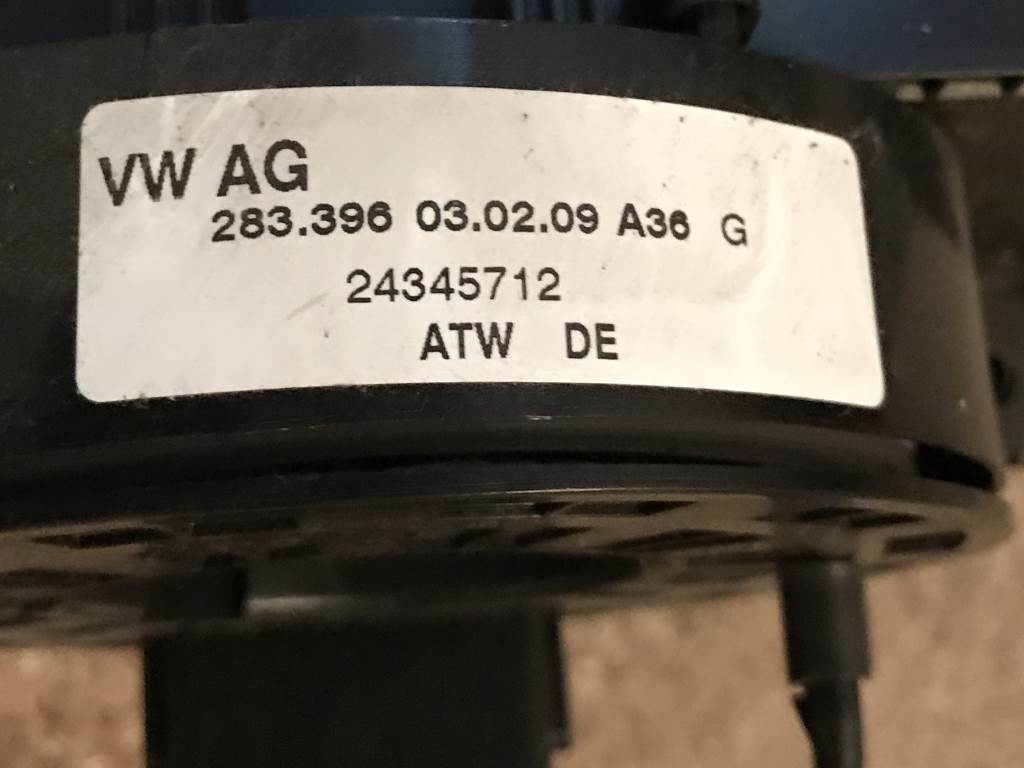 ŠKODA FABIA 2 - 5J - 2007-2014 - páčky pod volant - 7H0953503BL