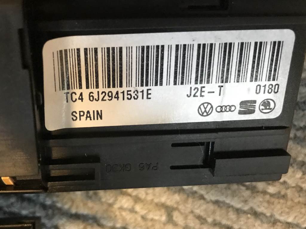 SEAT IBIZA 2008-2016 - 6J - přepínač světel - 6J2941531E