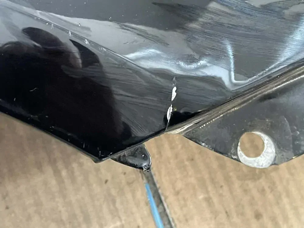 AUDI A3 - 8V - 2013-2016 - blatník PP - 8V0821467 - POŠKOZENÝ