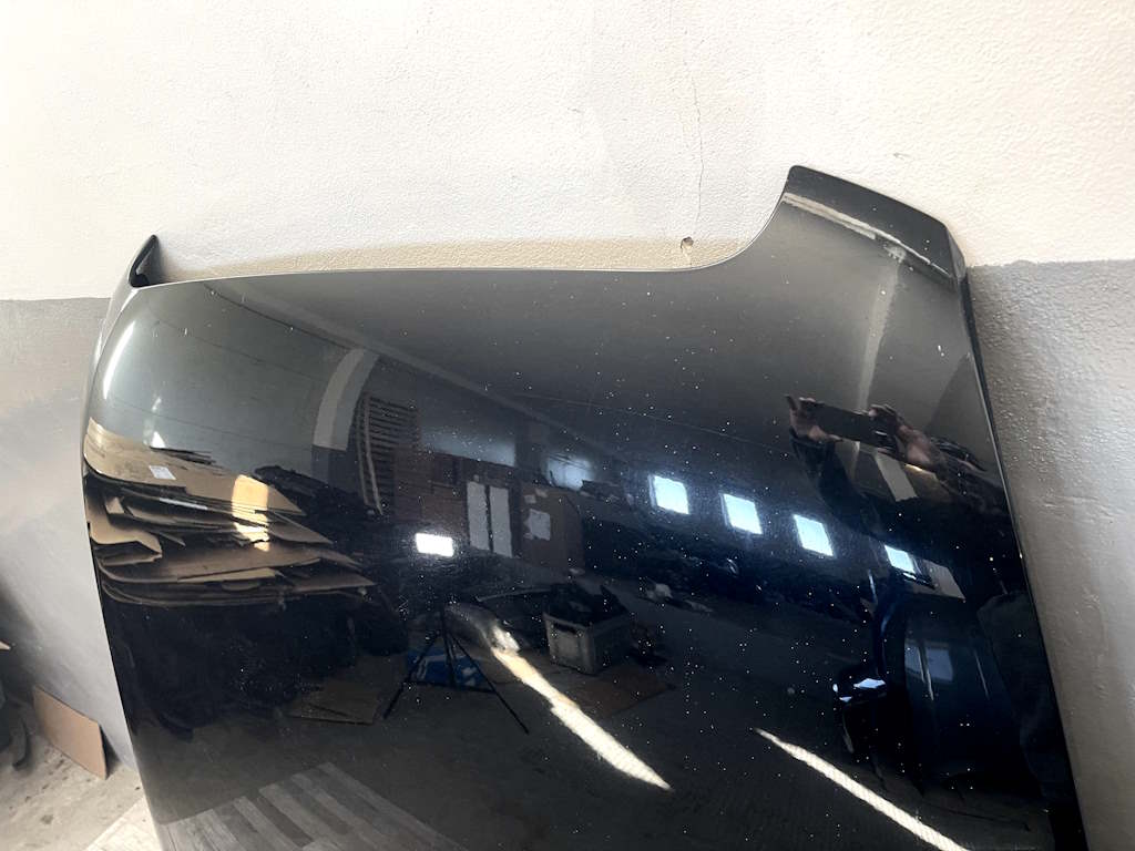 AUDI A6 - 4F - C6 - 2004-2011 - kapota - LZ9Y