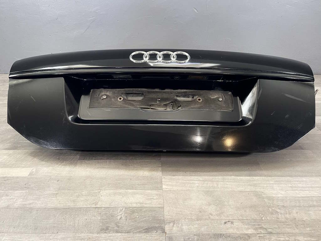 AUDI A6 - 4F - C6 - 2004-2008 - zadní víko SEDAN - LZ9Y
