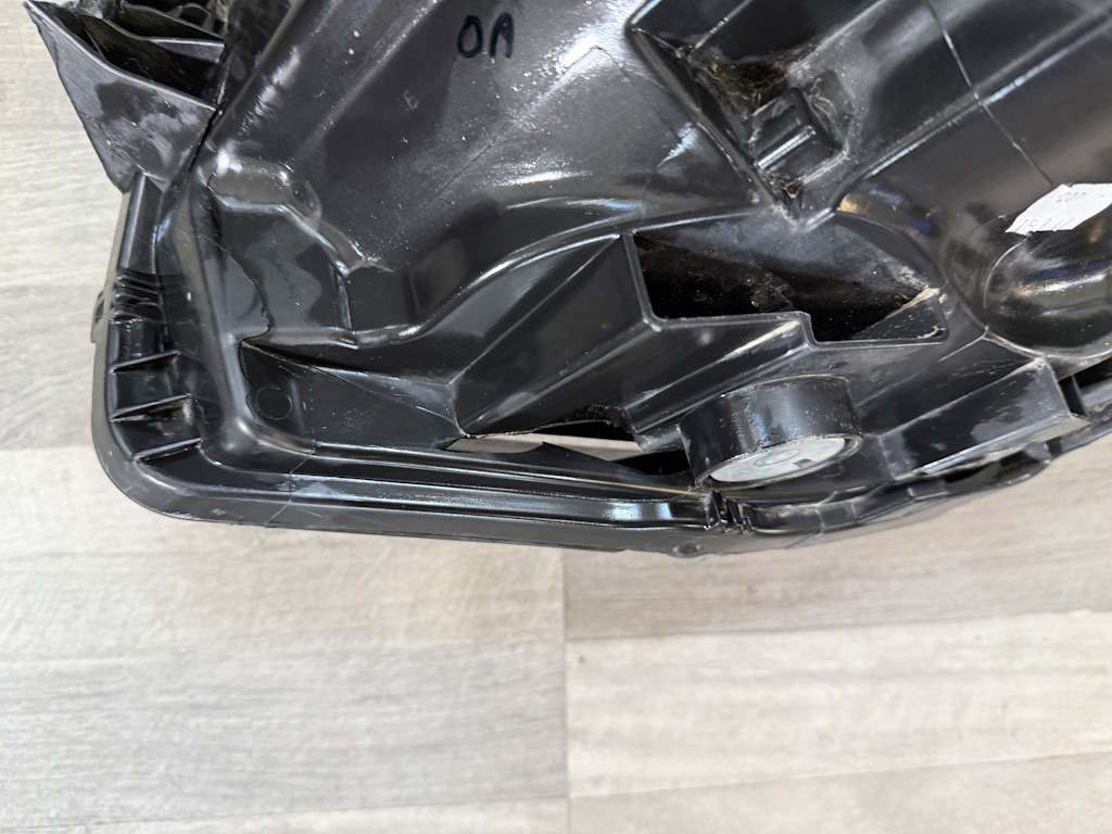 VW TRANSPORTER T6 - 7E - 2015-2019 - světlo PP - 7E1941016AC - POŠKOZENÉ