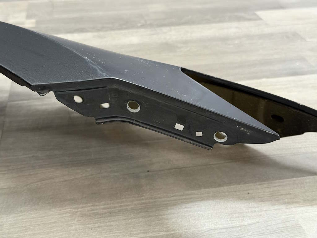 VW PASSAT B8 - 3G - 2014-2024 - blatník PP