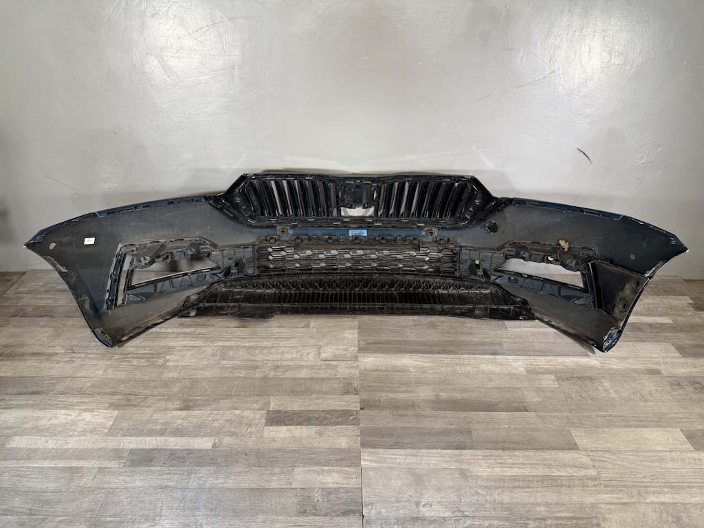 ŠKODA OCTAVIA 4 2019-2023 - 5E3 - nárazník 4xPDC + maska - 5E3807221