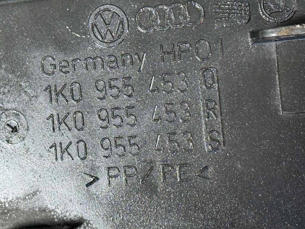 ŠKODA FABIA 2 - 5J - 2010-2014 - FACELIFT - nádobka ostřikovačů - 1K0955453 Q/R/S