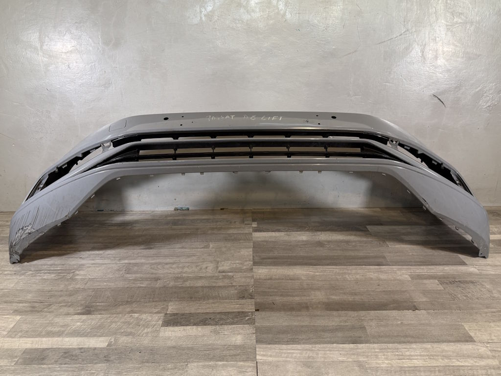 VW PASSAT B8 - 3G - 2020-2024 - FACELIFT - náraznik 4xPDC + mřížka střed - LA7C - 3G0807221E