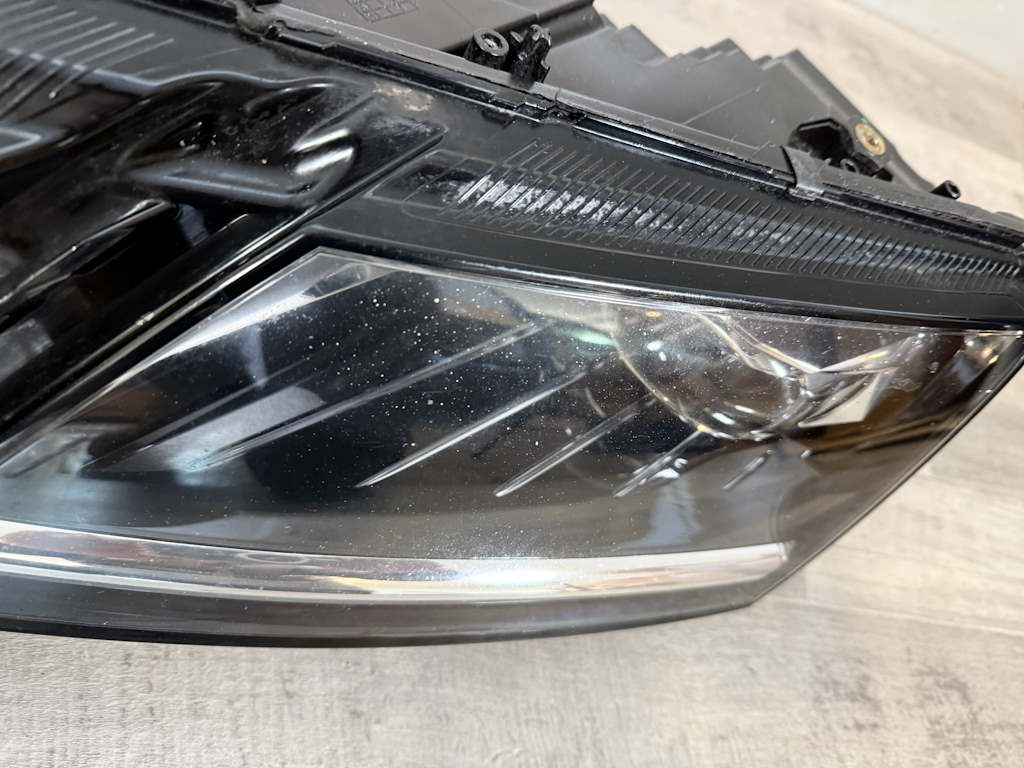 ŠKODA OCTAVIA 3 2017-2019 - FACELIFT - 5E - světlo LP LED - 5E1941015E