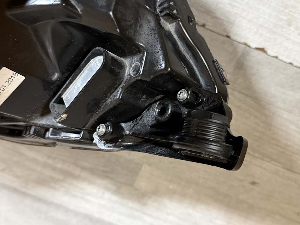 ŠKODA FABIA 3 - 6V - 2014-2018 - světlo LP - 6V1941015C