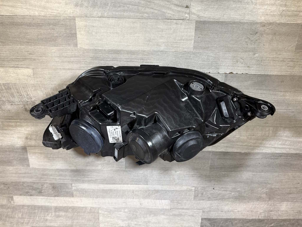 ŠKODA FABIA 3 - 6V - 2014-2018 - světlo PP - 6V1941016C