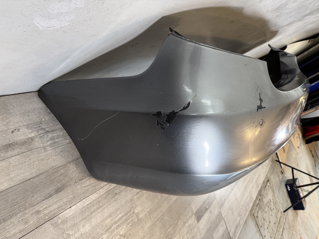 ŠKODA FABIA 2 - 5J - 2007-2014 - zadní nárazník COMBI - 9157 - 5J9807431