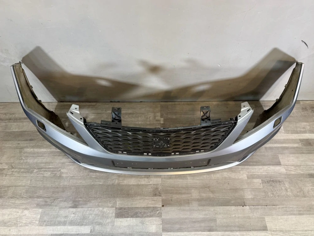 SEAT TOLEDO - 6JA - 2012-2019 - nárazník + maska bez chromu - 6JA807221 6JA853668A