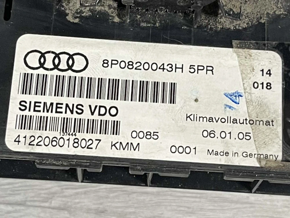 AUDI A3 - 8P - 2003-2012 - klima panel - 8P0820043H