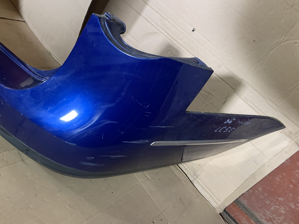 VW PASSAT B6 - 3C - 2005-2010 - nárazník zadní KOMBI - LC5E