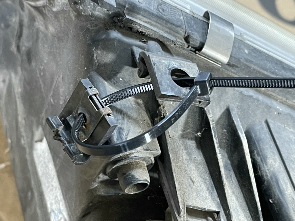 ŠKODA FABIA 1 1999-2007 - 6Y - světlo PP