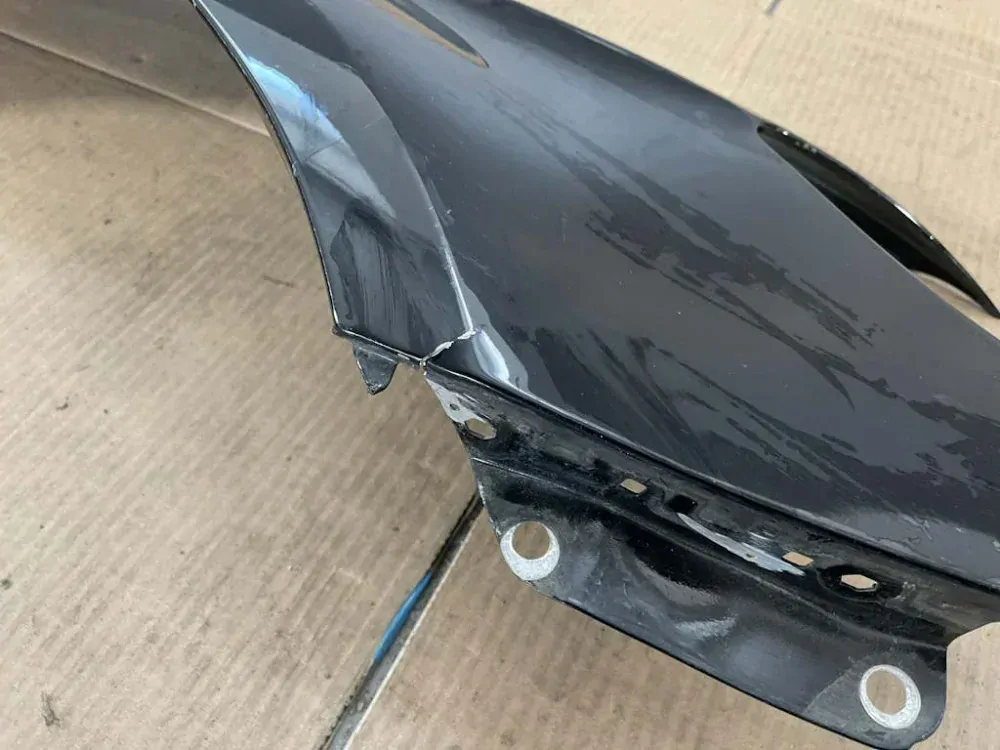 AUDI A3 - 8V - 2013-2016 - blatník PP - 8V0821467 - POŠKOZENÝ