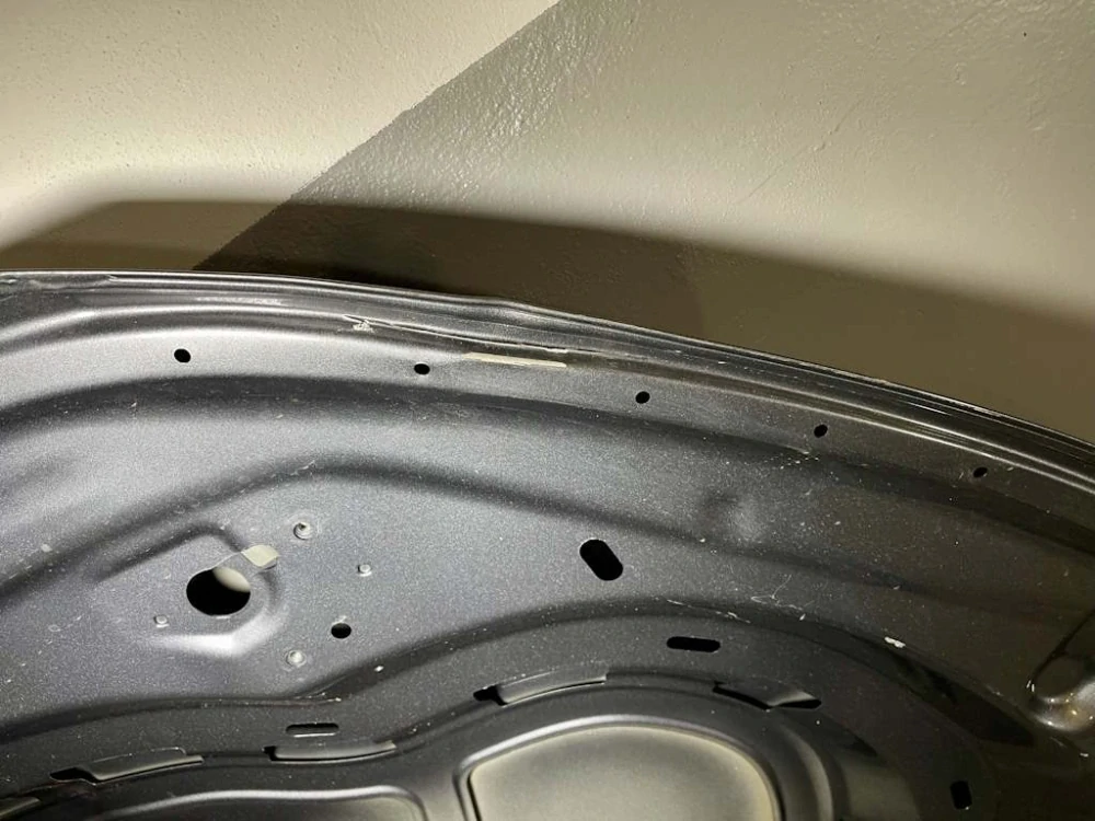 ŠKODA OCTAVIA 4 2019-2023 - 5E3 - kapota - POŠKOZENÁ