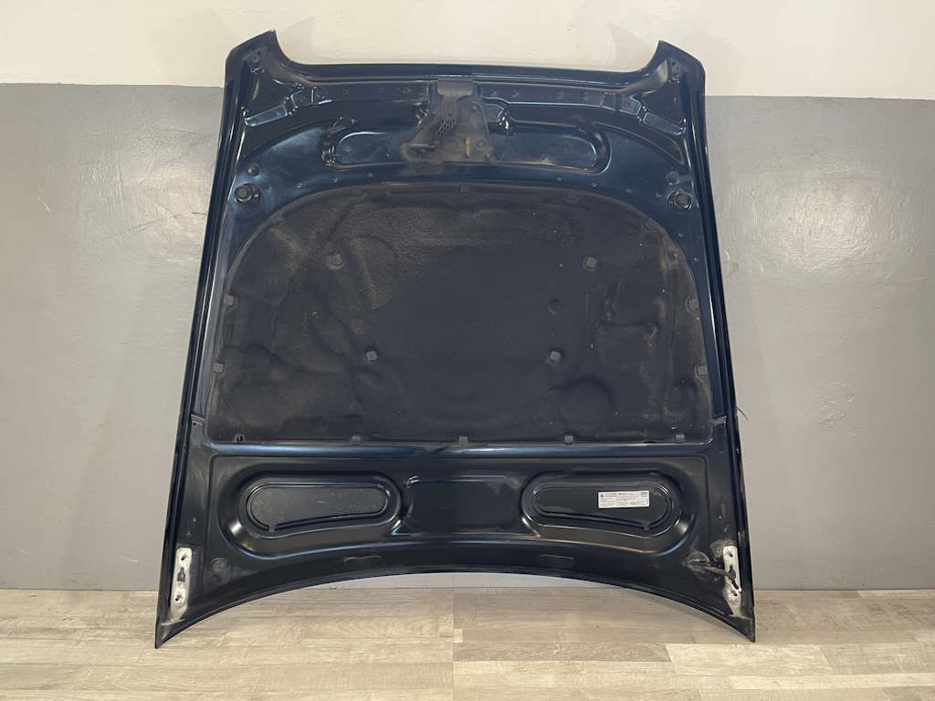 AUDI A6 - 4F - C6 - 2004-2011 - kapota - LZ9Y