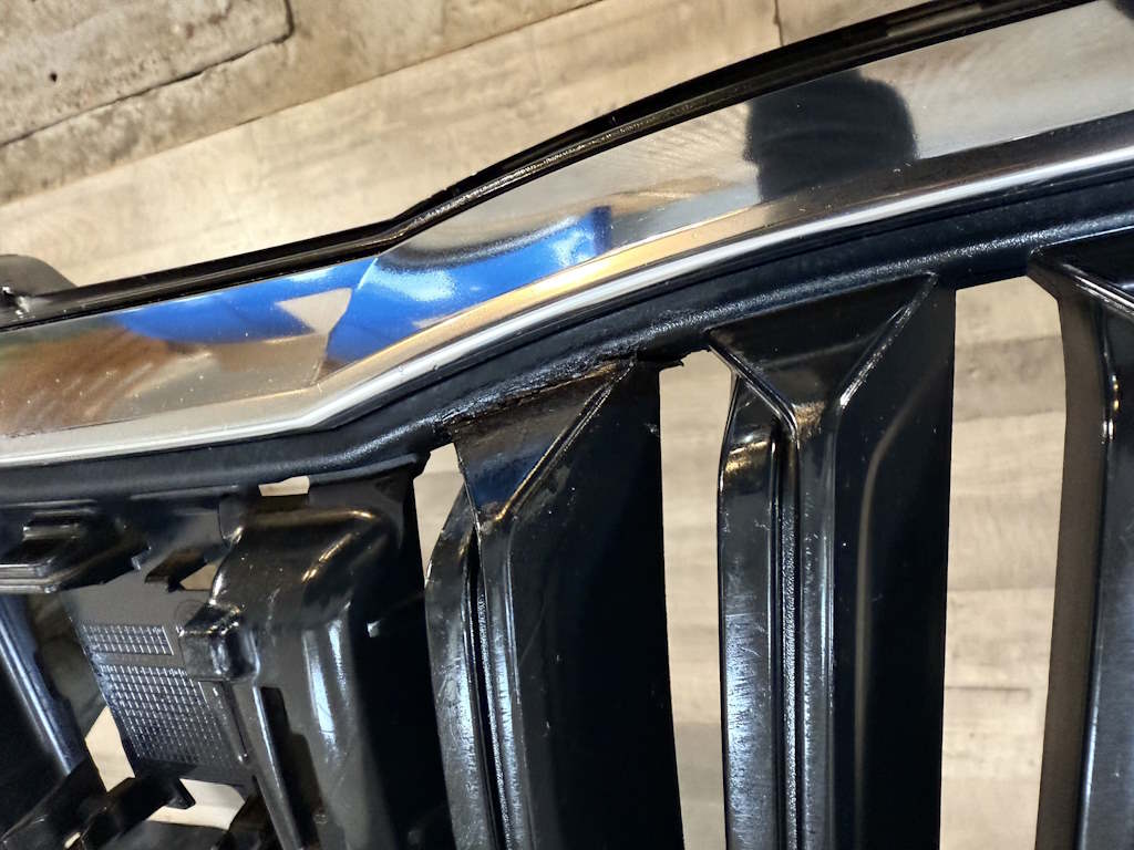 ŠKODA OCTAVIA 4 2019-2023 - 5E3 - nárazník 4xPDC + maska - 5E3807221