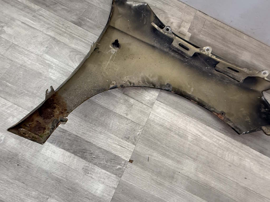 ŠKODA FABIA 2 - 5J - 2007-2014 - blatník LP - 9910