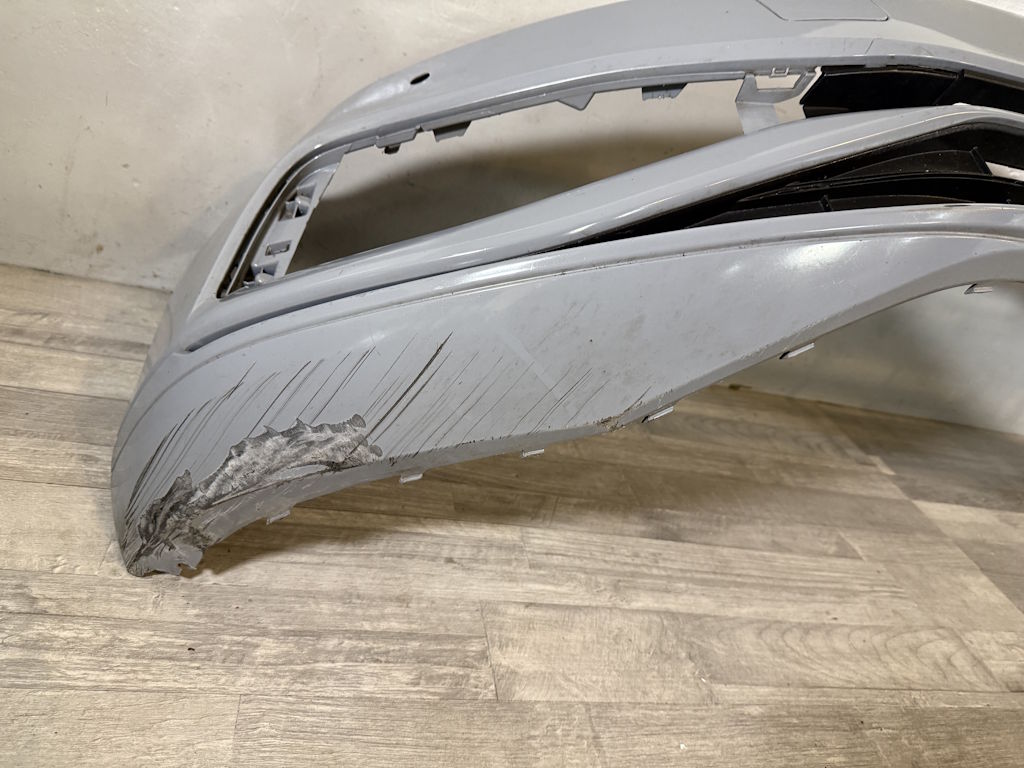 VW PASSAT B8 - 3G - 2020-2024 - FACELIFT - náraznik 4xPDC + mřížka střed - LA7C - 3G0807221E