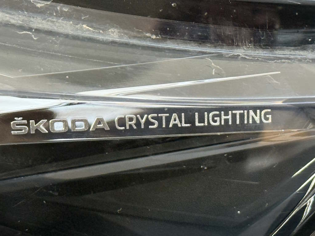 ŠKODA KAMIQ - 658 - 2019-2024 - světlo LP - 658941015D 992941571AC