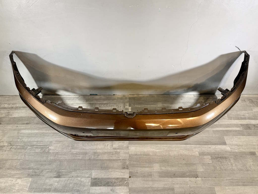 VW TOURAN 2015-2023 - 5T - nárazník OST + 4xPDC - 5TA807221AL