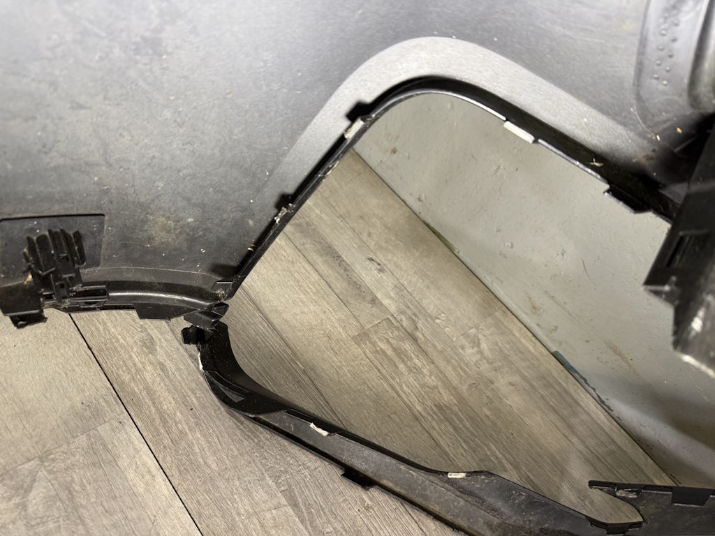 VW TOUAREG 3 - CR - 2018-2023 - nárazník + mřížky - 760807221E 760853666B 760853598A/B
