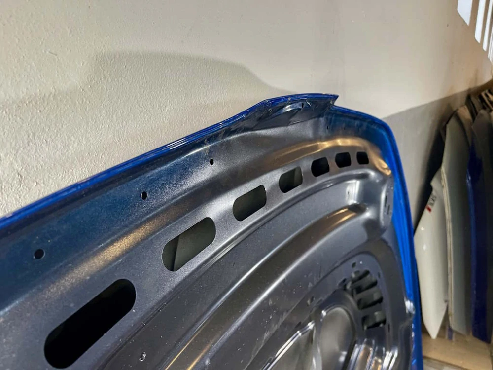 ŠKODA KODIAQ - 2016-2024 - 565 - kapota - 565823155B - POŠKOZENÁ