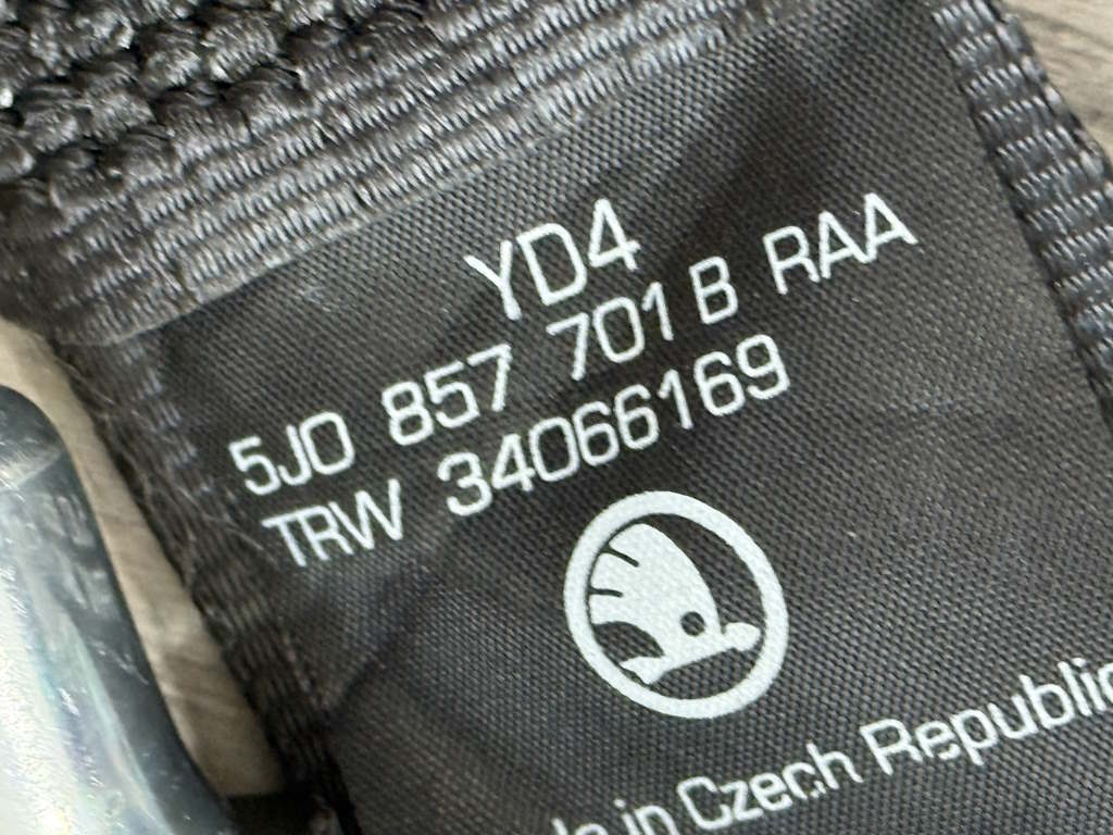ŠKODA FABIA 2 - 5J - 2007-2014 - pásy LP+PP - 5J0857701B 5J0857702B