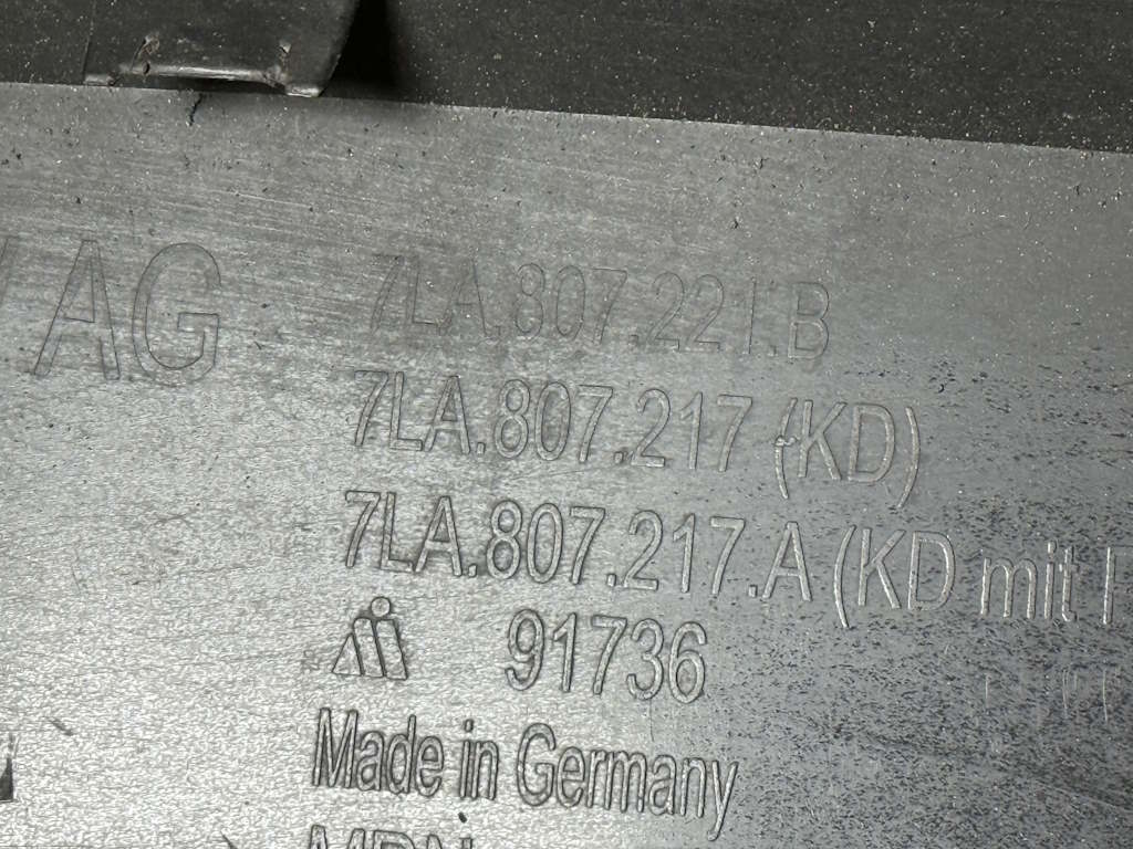 VW TRANSPORTER T6.1 - 7L - 2019-2024 - nárazník - 7LA807221B