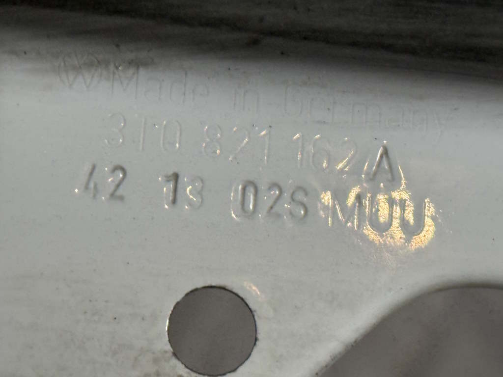 ŠKODA SUPERB 2 2013-2016 - FACELIFT - 3T - blatník PP - LF9E - 3T0821162A