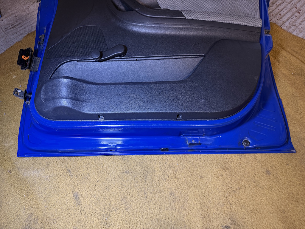 ŠKODA FABIA 2 - 5J - 2007-2014 - dveře PP - 4590