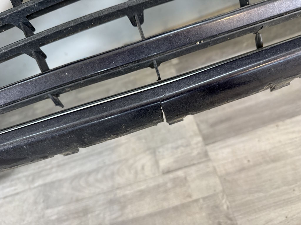 VW GOLF 7 - 5G - 2012-2016 - nárazník OST + 4xPDC - 5G0807221