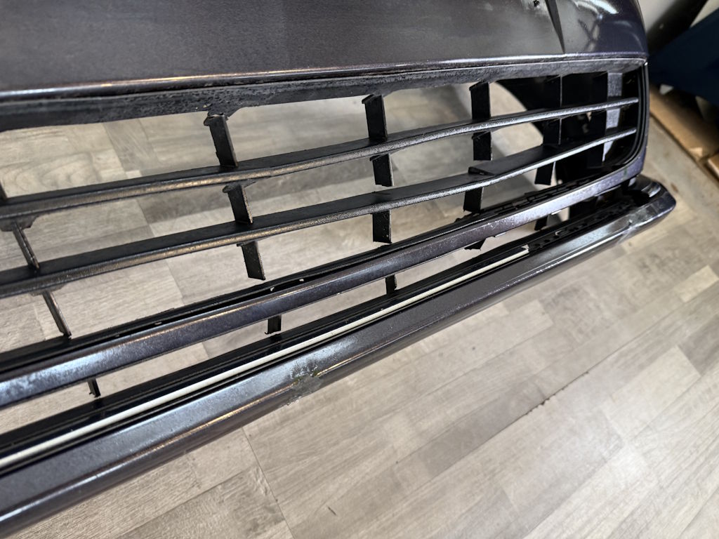 VW GOLF 7 - 5G - 2012-2016 - nárazník OST + 4xPDC - 5G0807221