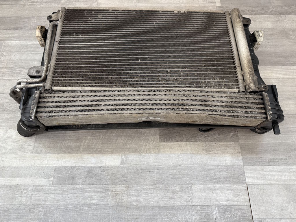 ŠKODA FABIA 2 - 5J - 2010-2014 - FACELIFT -  ventilátor + chladiče - 6R0121217 6R1820741K