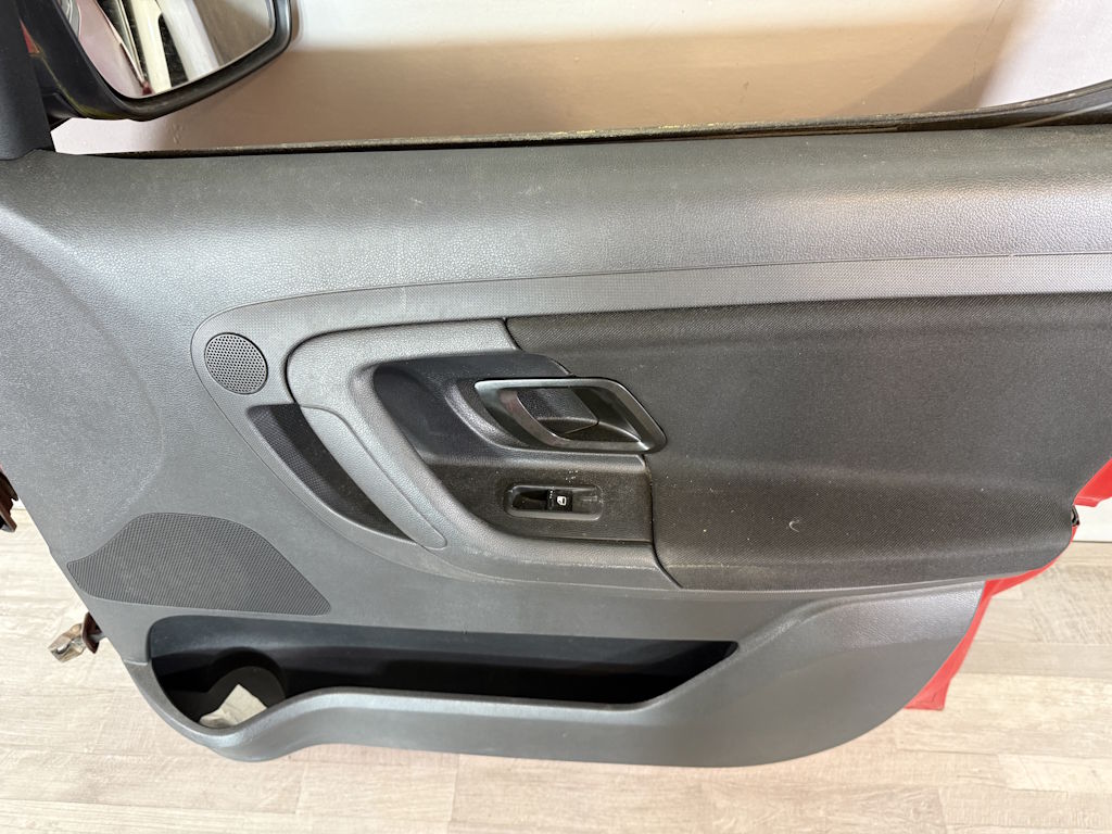 ŠKODA ROOMSTER - 5J - 2006-2015 - dveře PP + zrcátko - 8151