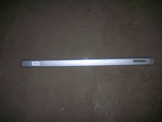 AUDI A4 - 8E - 2001-2005 - lišta dveří