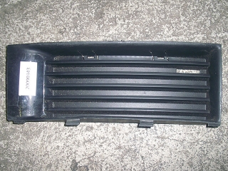 ŠKODA FABIA I - 6Y - 1999-2007 - mřížka nárazníku levá