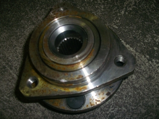 ŠKODA OCTAVIA 2 - zadní ložisko 4x4