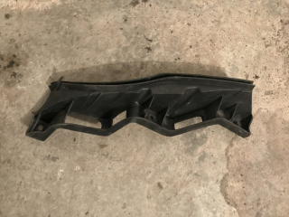 VW PASSAT B6 - 3C - 2005-2010 - plast pod světlo PP