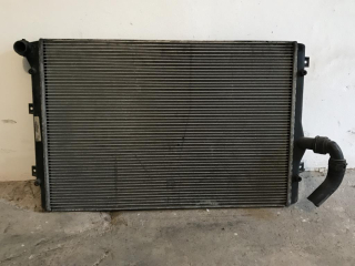 VW PASSAT B6 - 3C - 2005-2010 - chladič voda - 3C0121253K