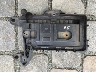 VW PASSAT B6 - 3C - 2005-2010 - plast pod baterii - 1K0915333